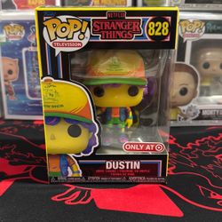 Funko - Dustin #828