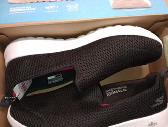 SKECHERS GOwalk Joy Women's Slip-On Walking Shoes (Black, Size 8.5) *New in box*
