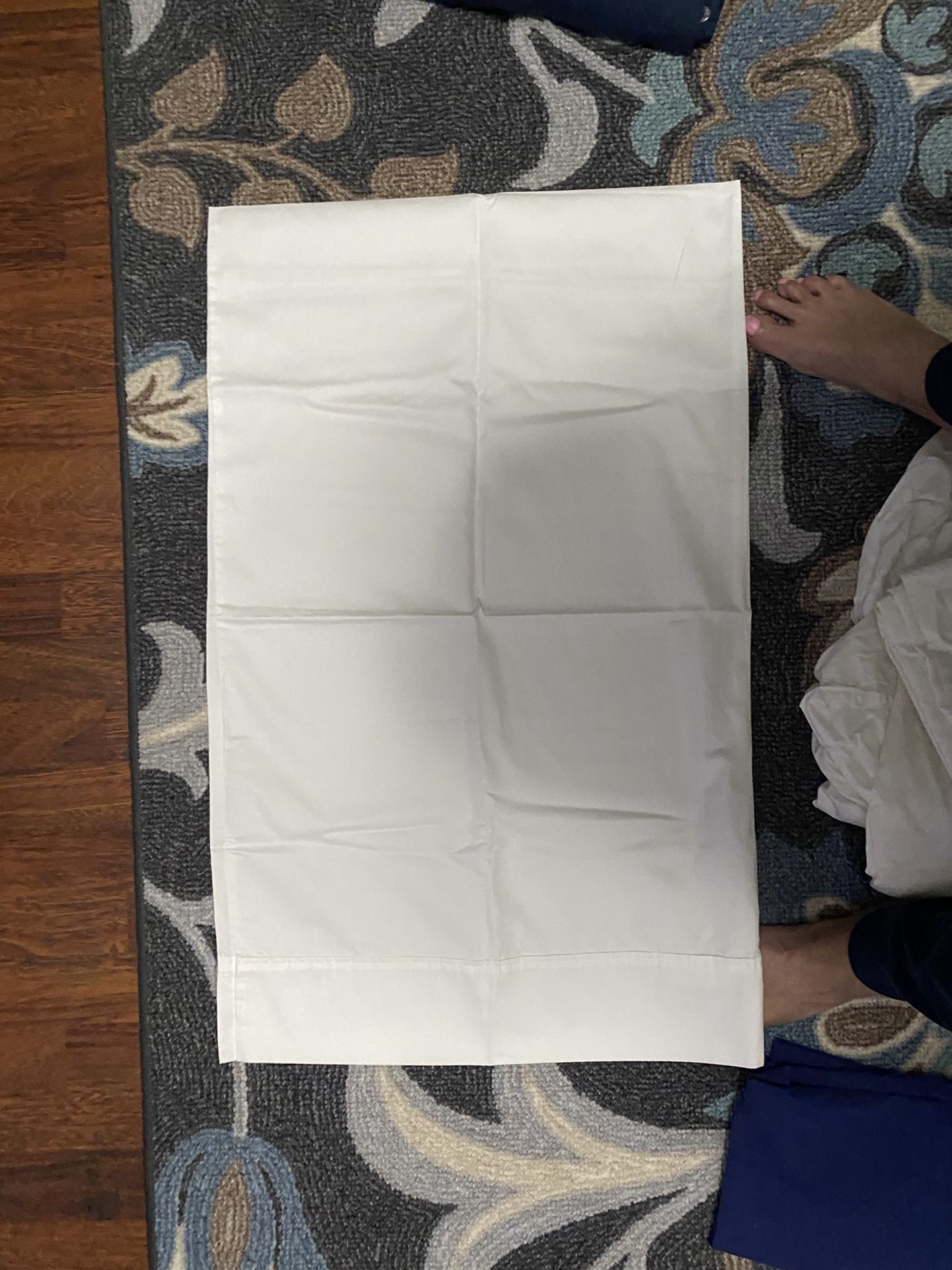 White Pillow Case Charisma Wrinkle Shield L 32 In W 19.5 100% Cotton 7 Items