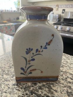 Ceramic vase