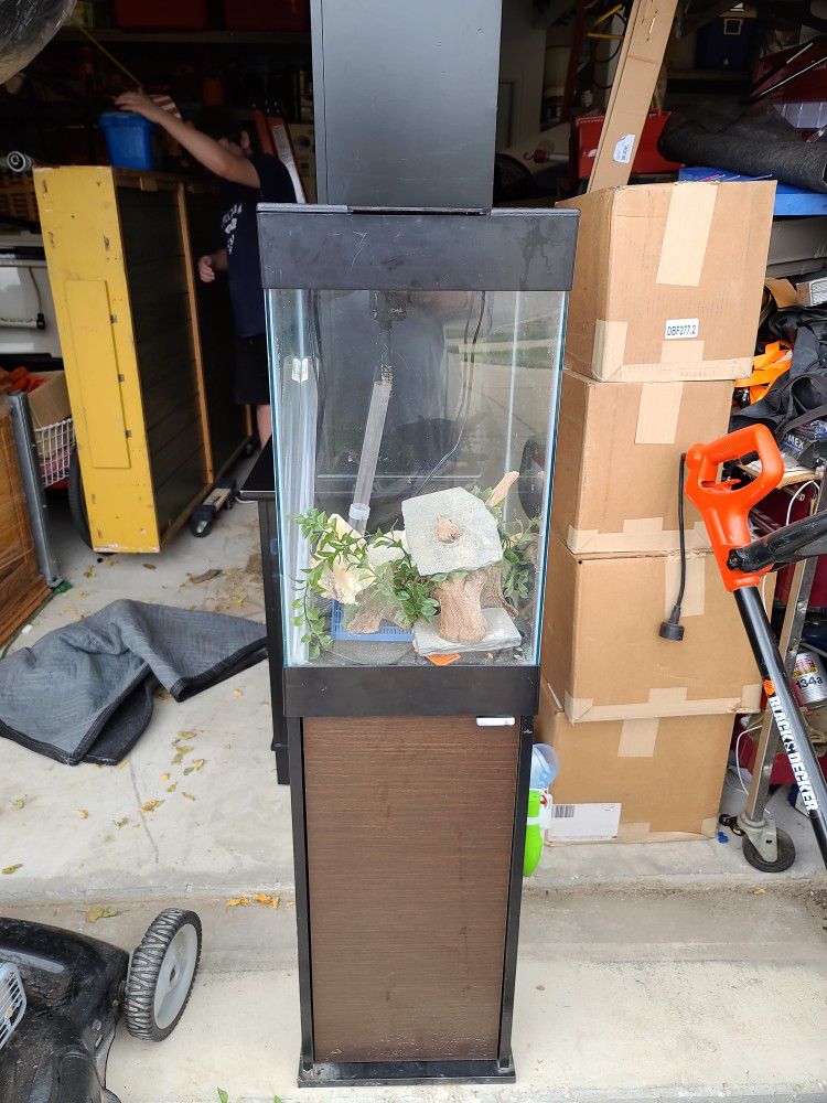 18 Gallon Fish Tank With Stand