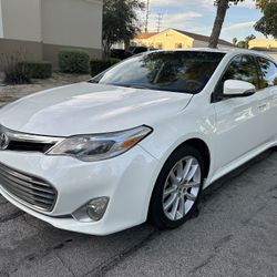 2013 Toyota Avalon Limited 