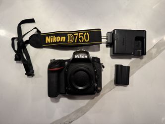 Nikon D750 DSLR