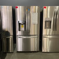 New ThinQ Dual Ice Maker Bottom Freezer Refrigerator‼️‼️