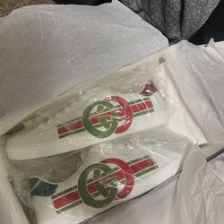 Gucci Shoes 