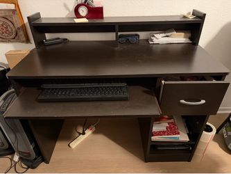 Computer table