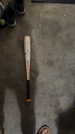 Easton bat