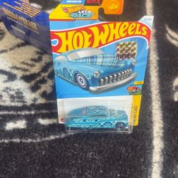 Hot Wheels Treasure Hunt Purple Passion