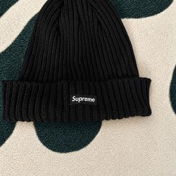 Black supreme hat