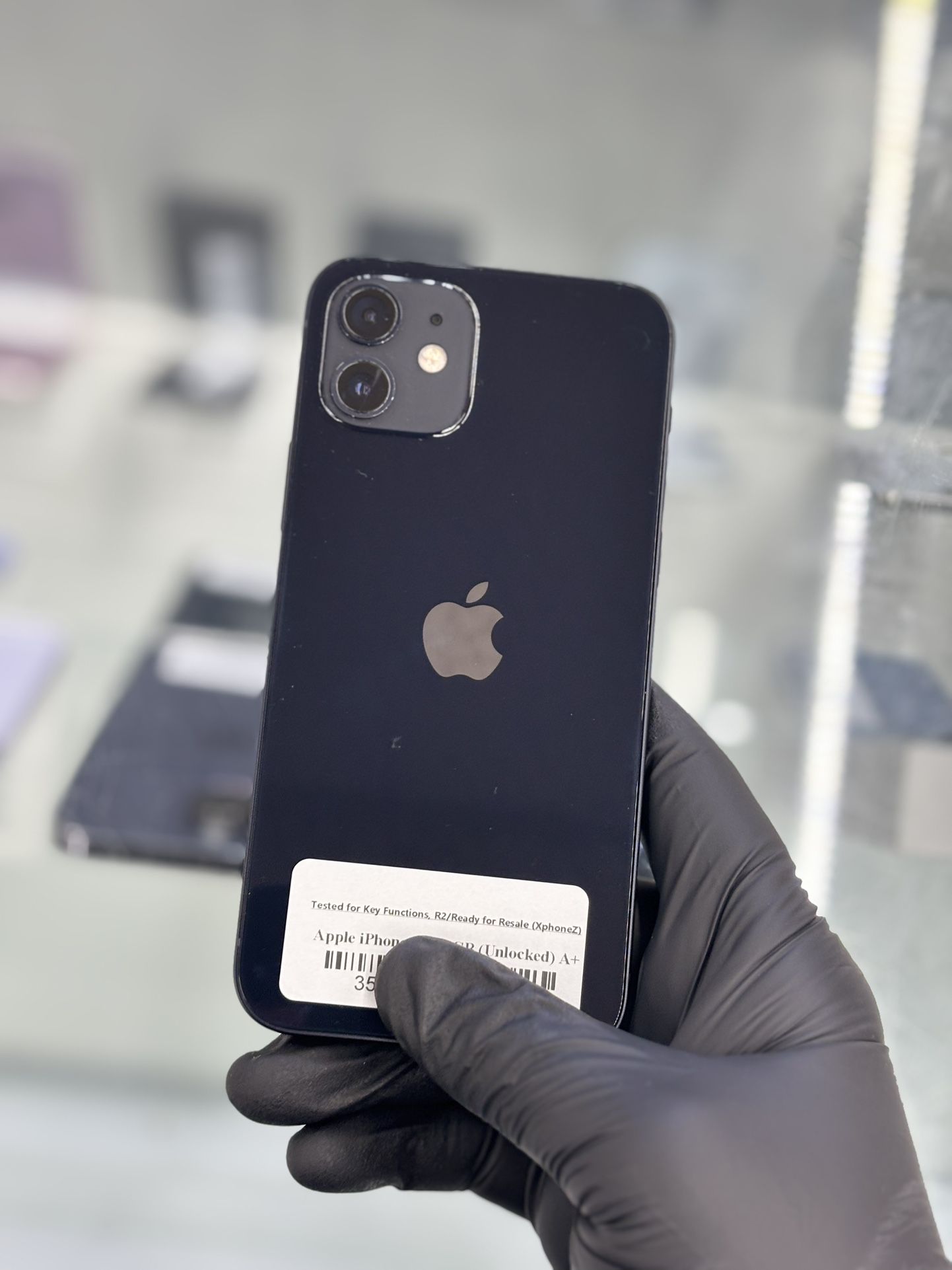 iPhone 12 64GB Factory Unlocked