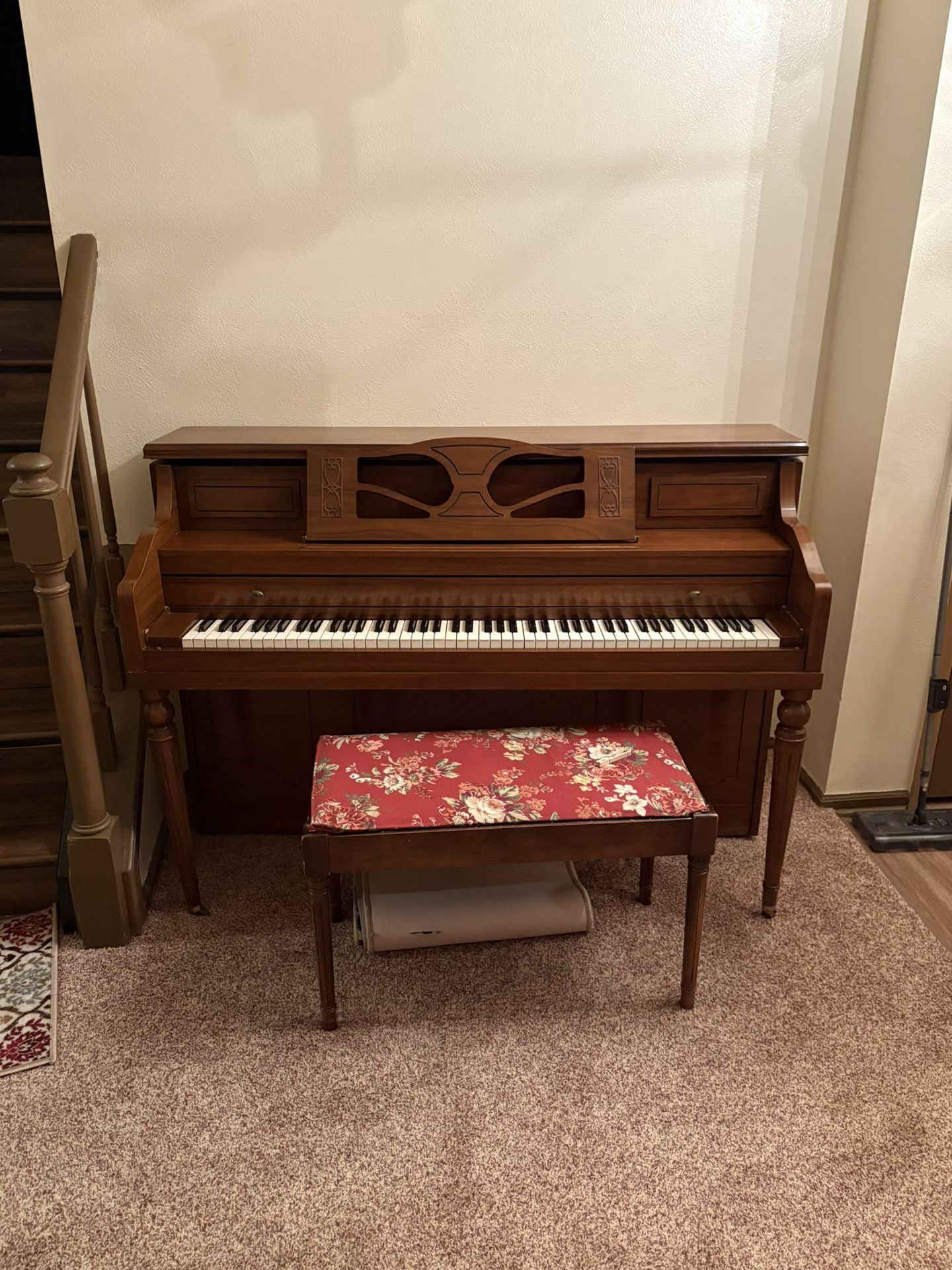Standard Piano 