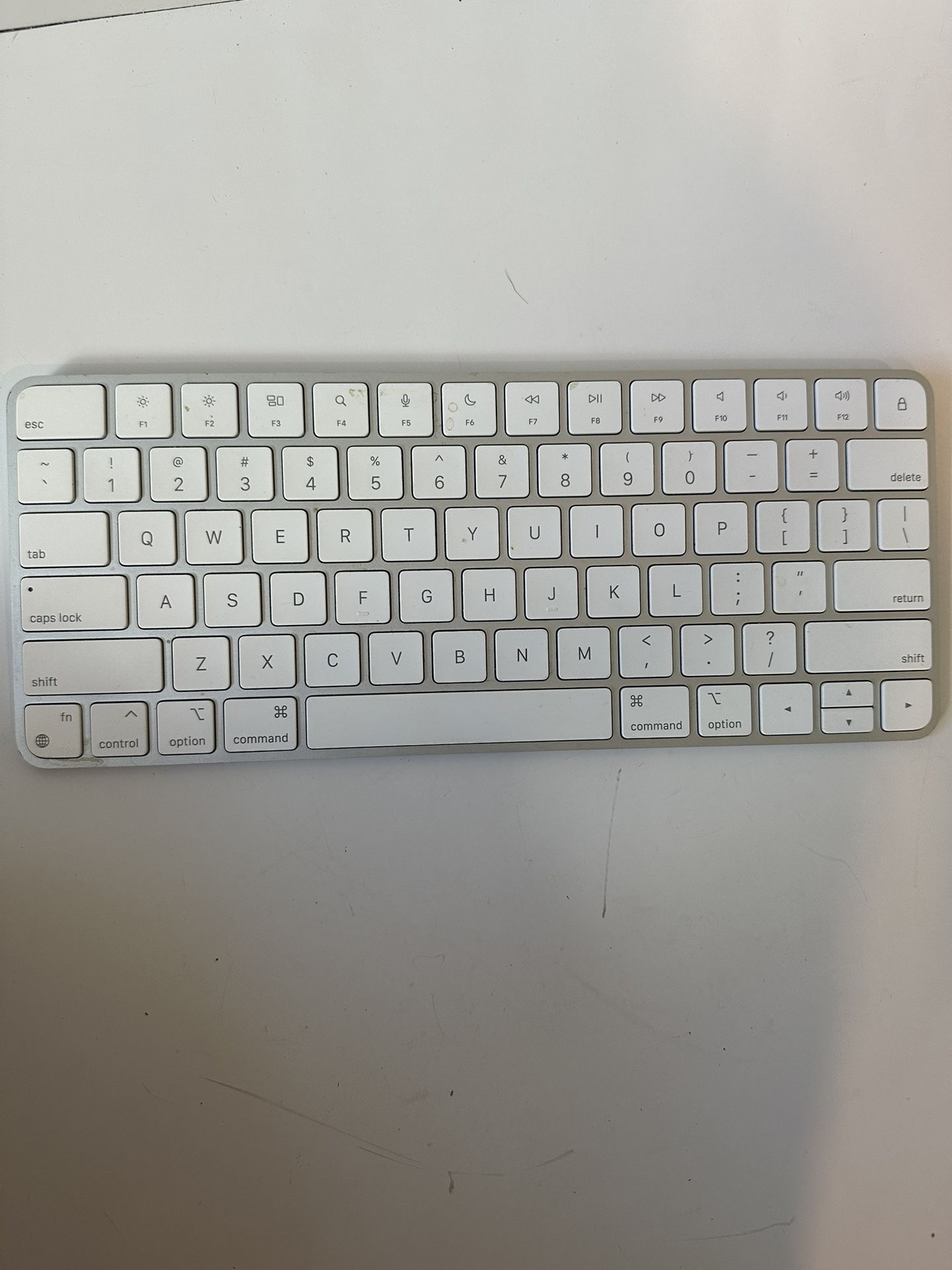 Apple Magic Keyboard A2450