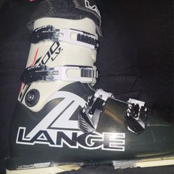 LANGE SKI BOOTS