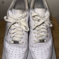 NIKE AIR FORCE 1’s | SIZE 9.5