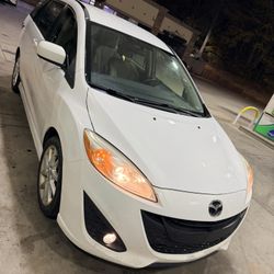 2013 Mazda 5