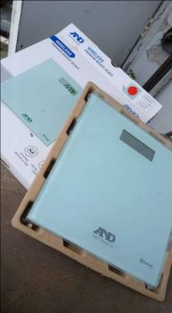 Brand New Yoga Scale $60 FIRM