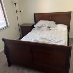 Bed with Side Table 