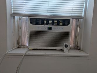 Frigidaire Window Air Conditioner with Remote