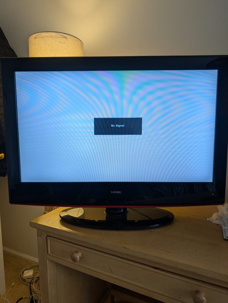 Viore 32" TV