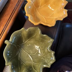 2 Leaf Bowls $1 Each