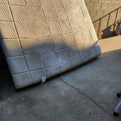 Free  Queen Memory foam Mattress 
