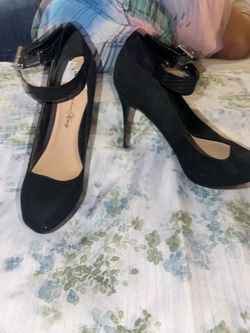 black heels size 9