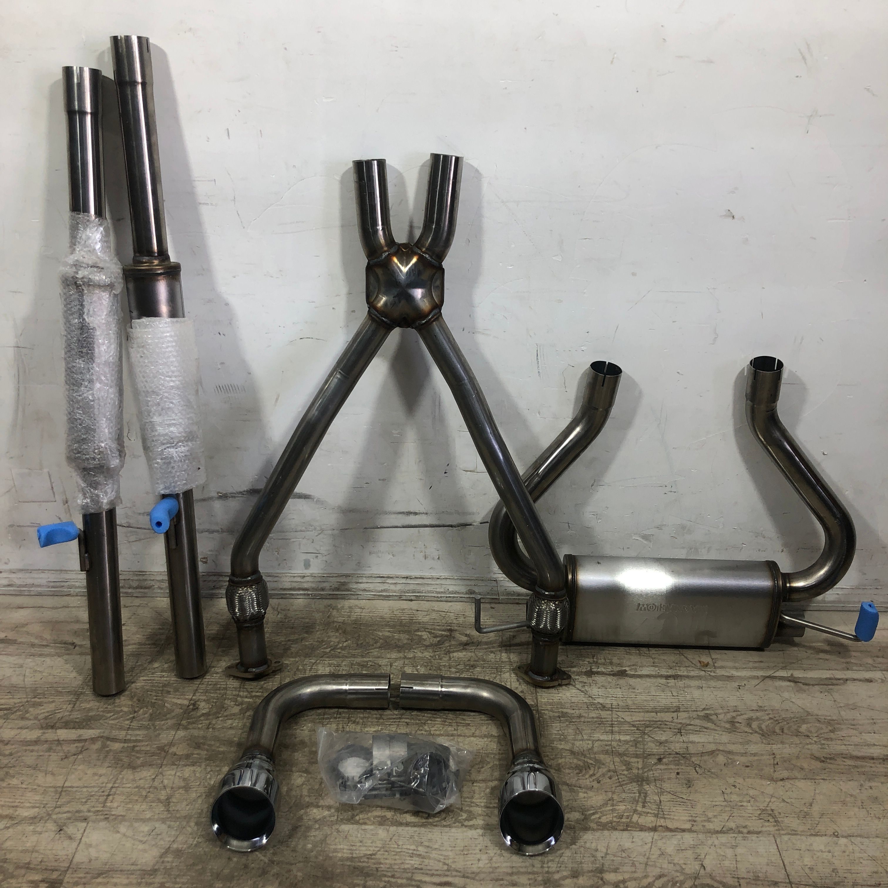 MagnaFlow Street Series Performance Exhaust for Infiniti Q50
