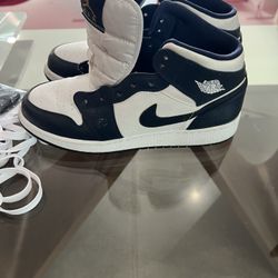 Nike Jordans Size 7y