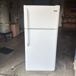 I Garage Fridge