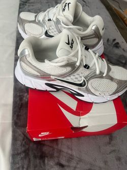 Women’s shoes