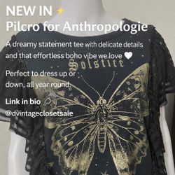 Women’s Gold Metallic Tee – By Anthropologie XS