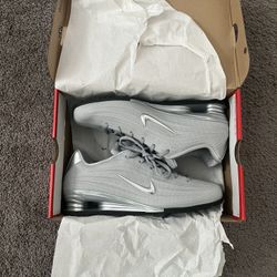 Women’s Nike Shox Z