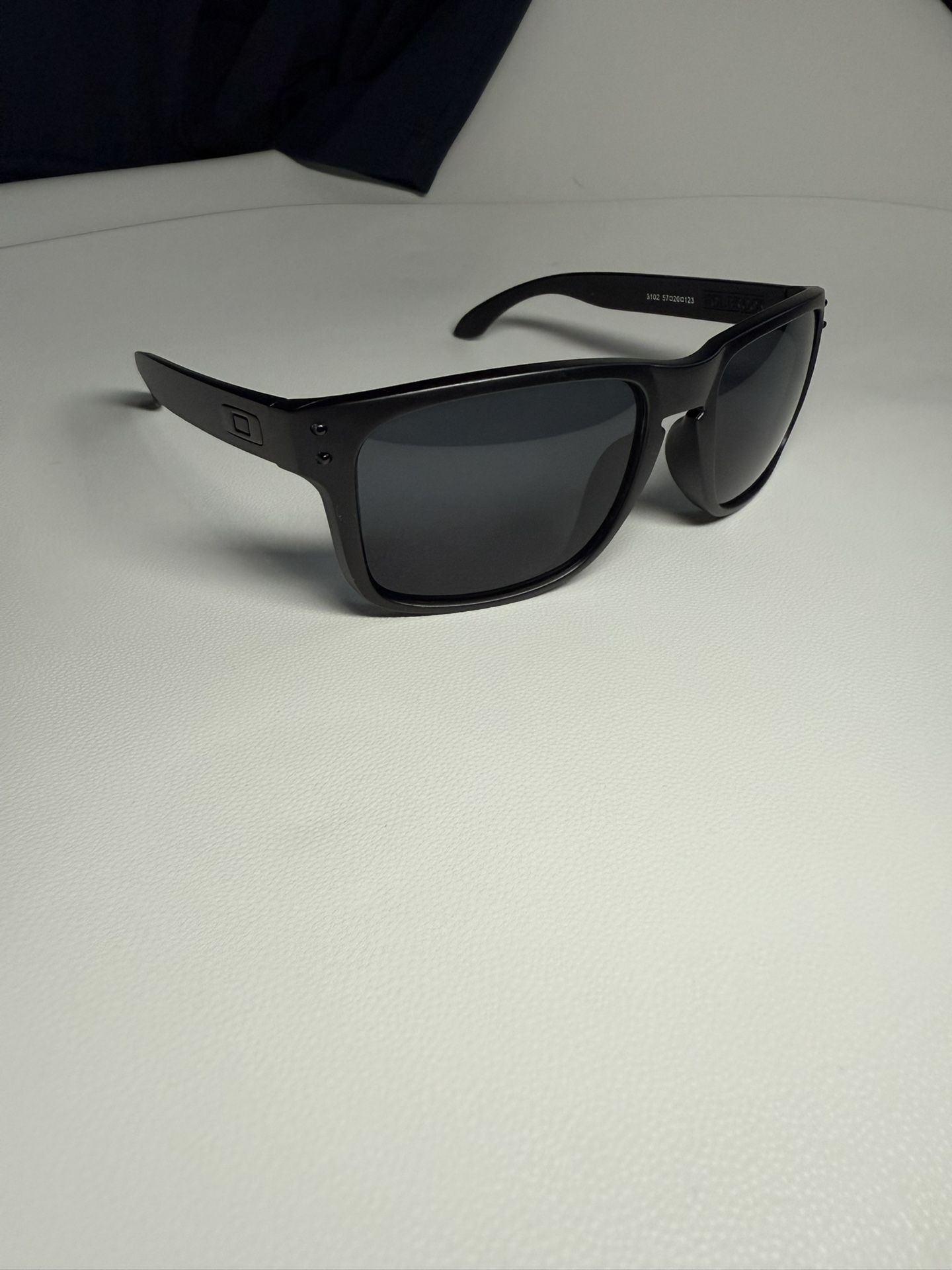 Sunglasses No Damage $20