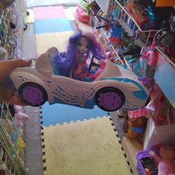 My Little Pony Equestria Convertible And Doll