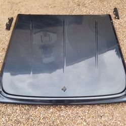 Colorado Canyon 5' Bed Tonneau Cover Undercover  W/lock