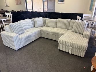 Large Ribbed Sectional Sofa with Chaise