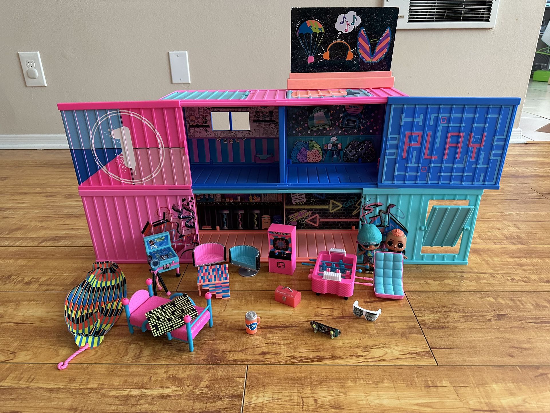 LOL Surprise Clubhouse Play Set