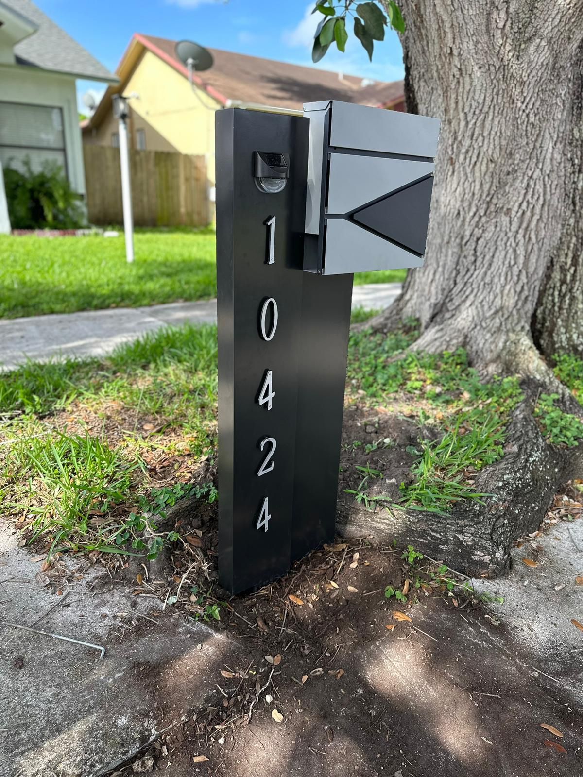 Mail Box