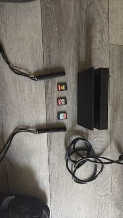 Nintendo switch accessories + 3 games… switch not included