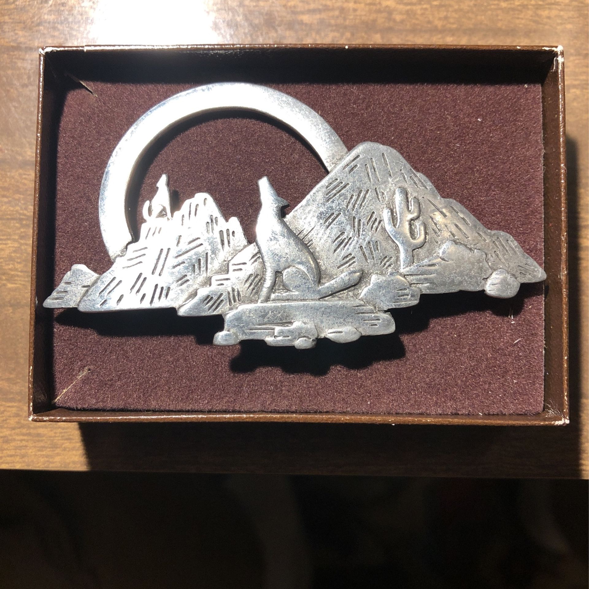 Vintage JJ1988 Pewter Brooch