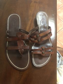 Two pairs Italian Paola Bertín