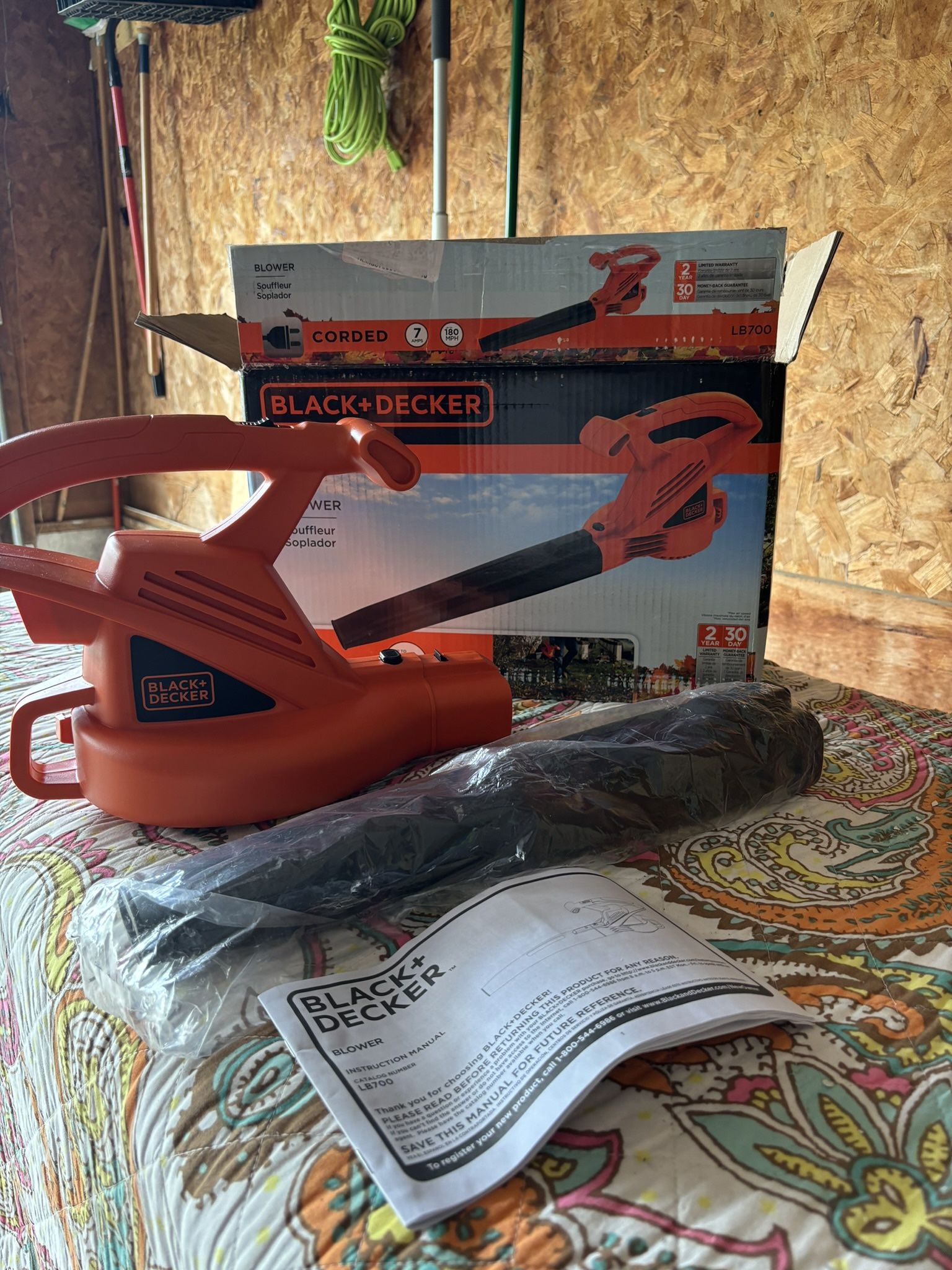 Leaf Blower (Black & Decker)