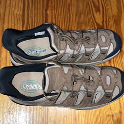 Ventilated Walking Sandals 