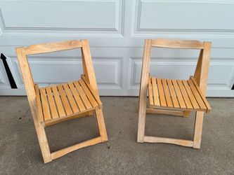 2 Matching Wooden Folding Chairs