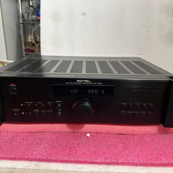 Rotel RX-1050 Audiophile Quality Solid State AM FM Stereo Receiver/Amplifier