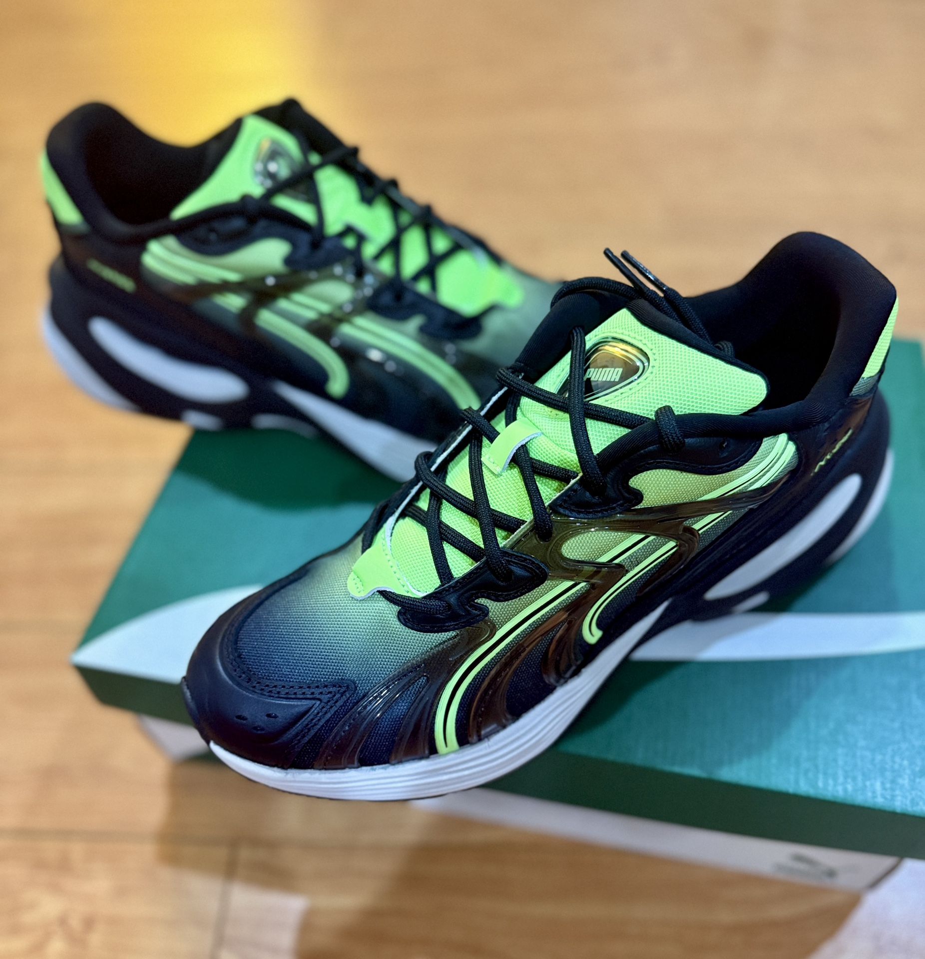 **ONLY ONE **PUMA Mutant Sneaker Men Size 10