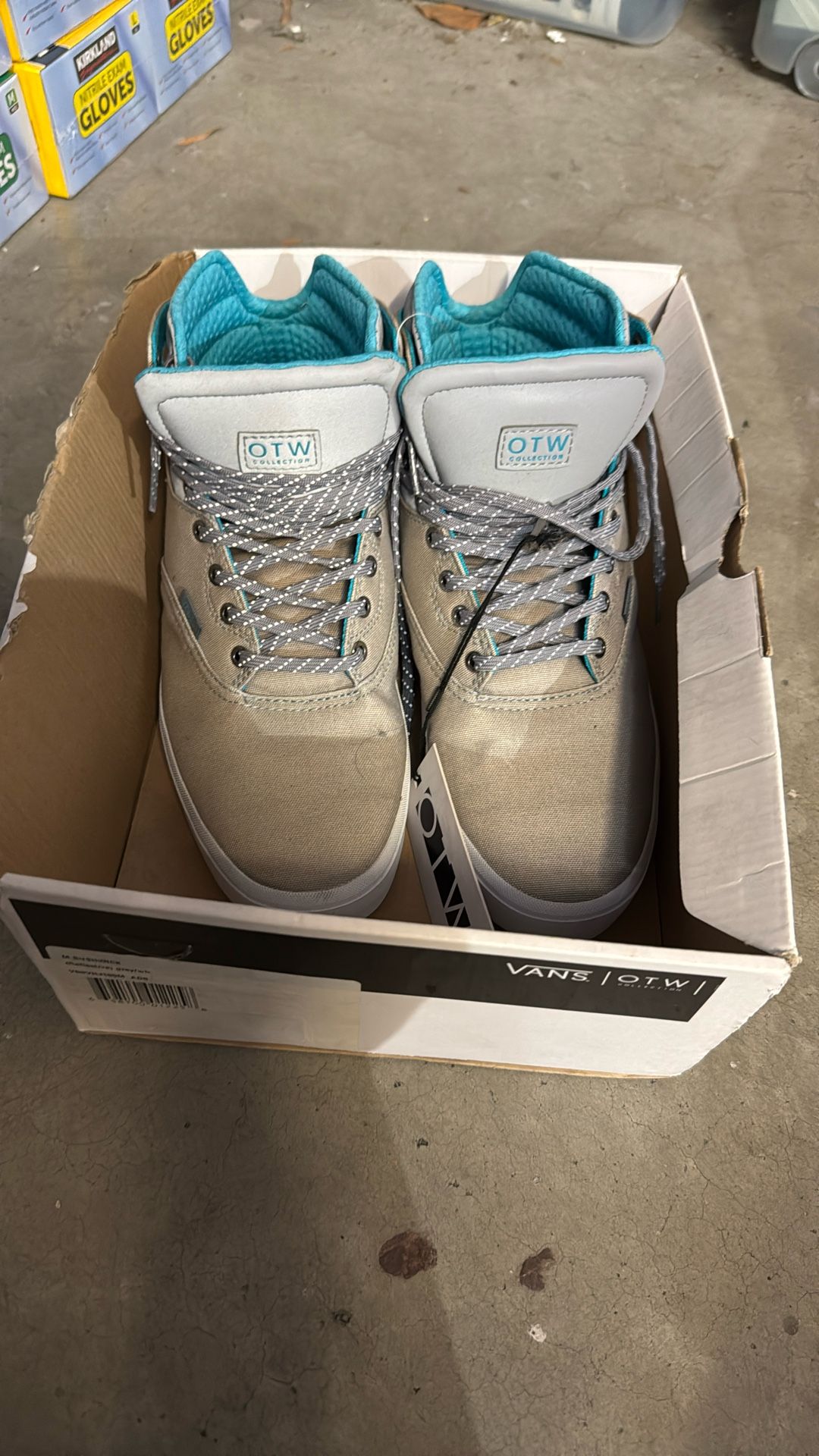 Brand New Vans OTW Collection Size 10 Reflective Grey/white 