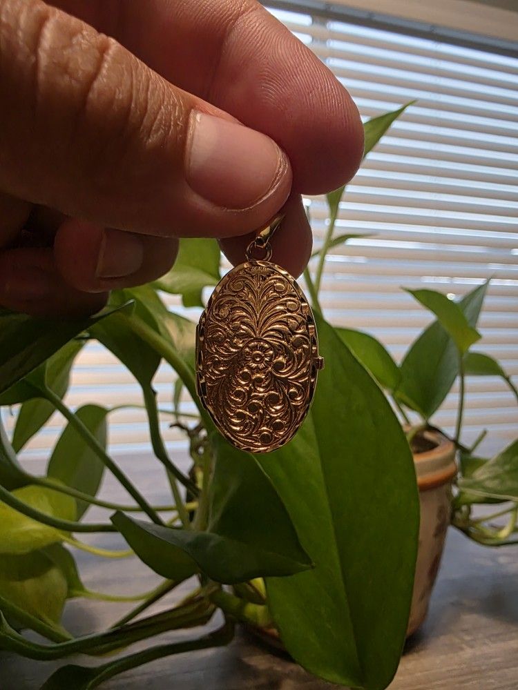 14k Solid Gold Locket