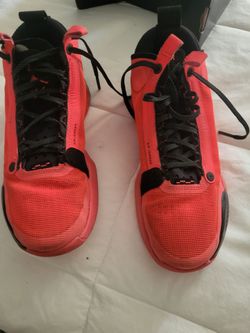 Nike Air  Tennis Shoes
