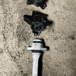 2012 Hyundai Tucson Motor Mount's
